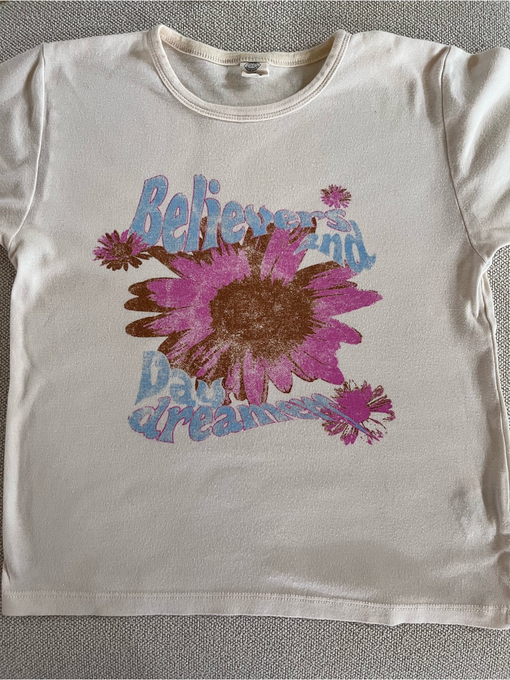 Urban Flower T-Shirt Short Sleeve Cropped /Size Large /Day Dream Believer